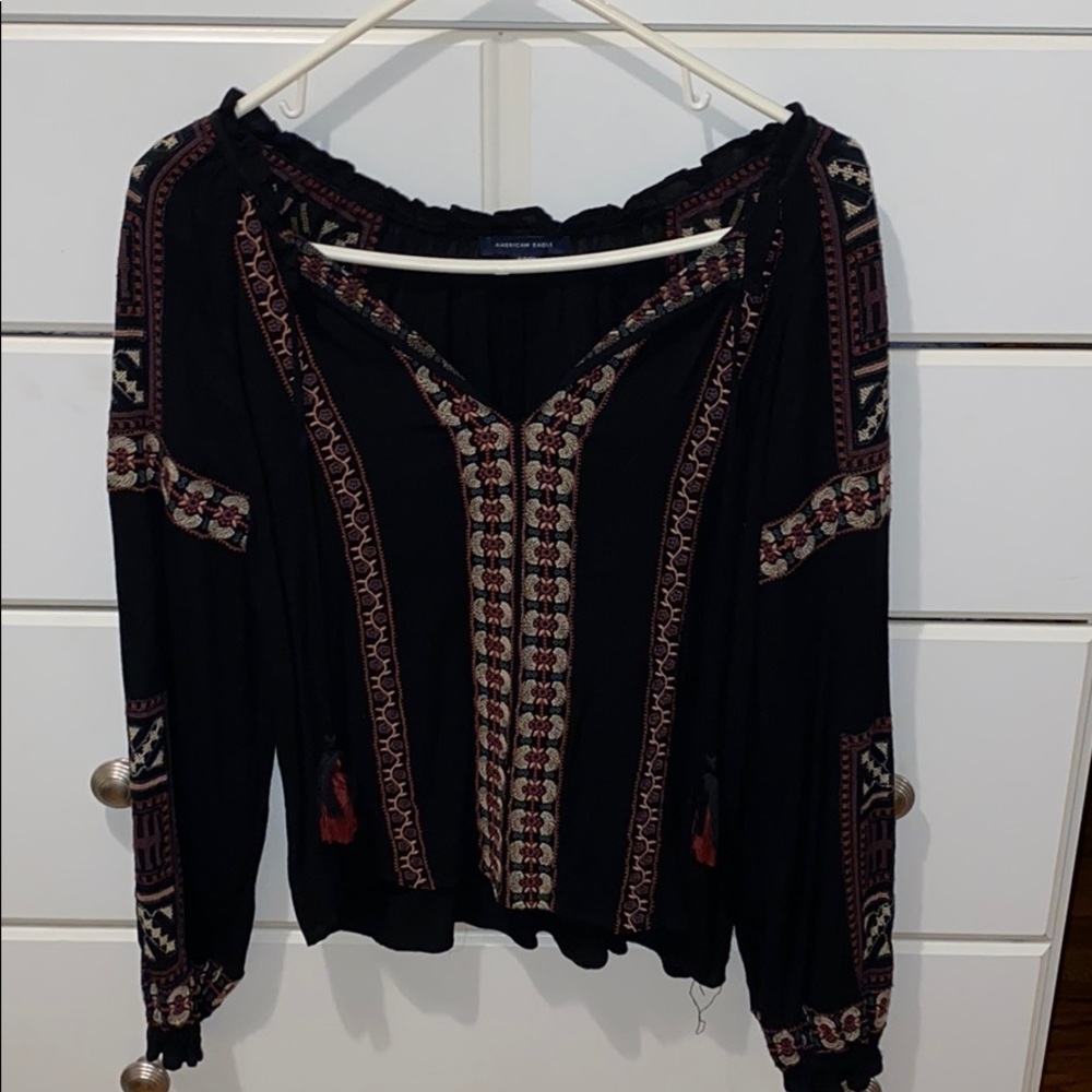 long sleeve shirt with adjustable strings